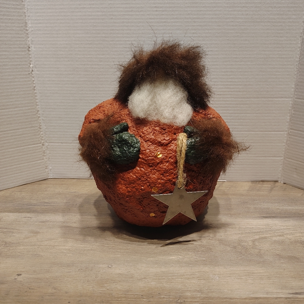 1993 R. Hunter Folkart Santa Handmade Paper Mache Primitive Christmas Figure